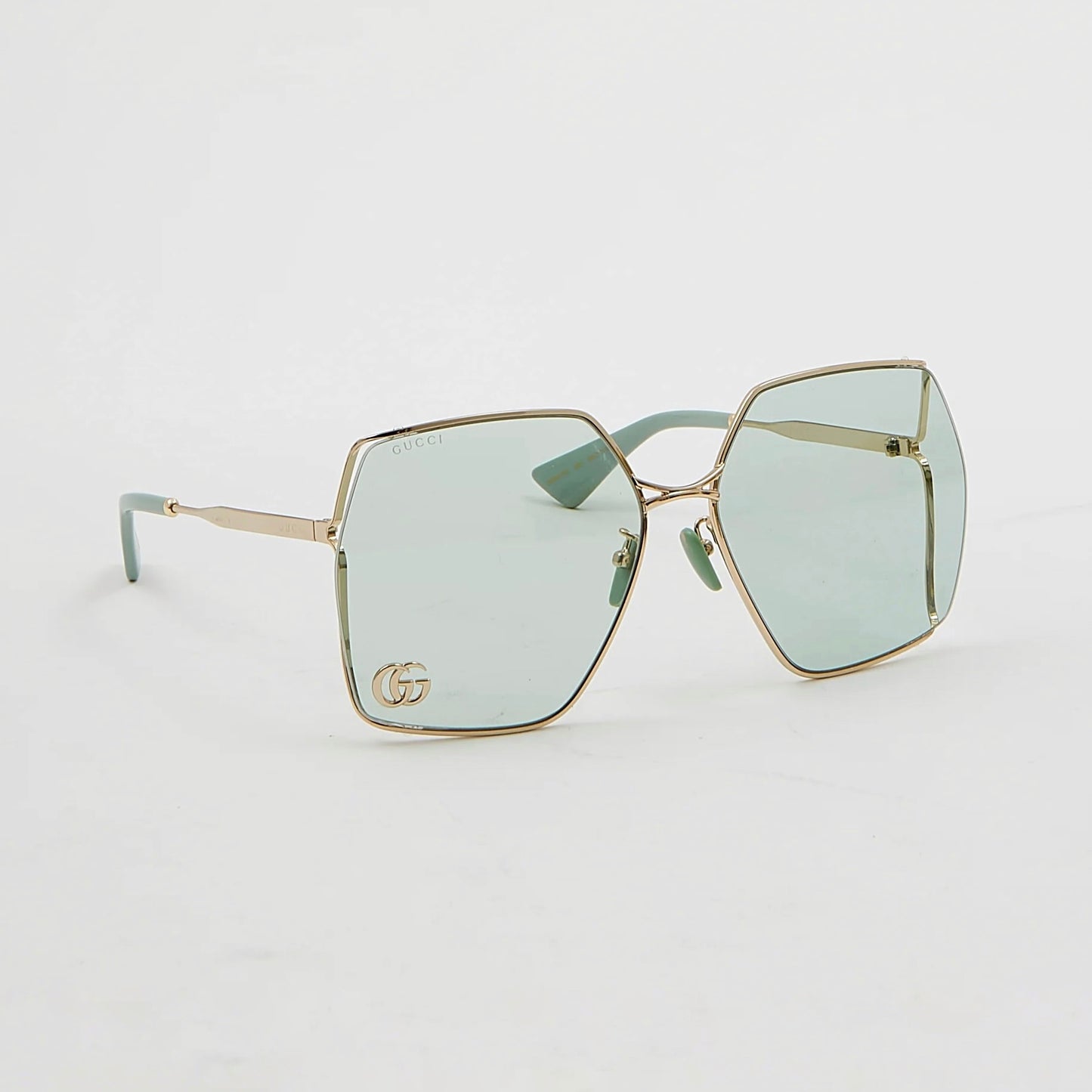 GUCCI GG0817S