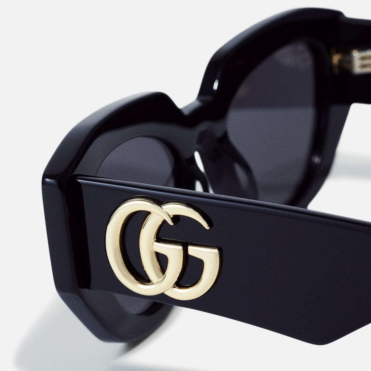 GUCCI GG1421S